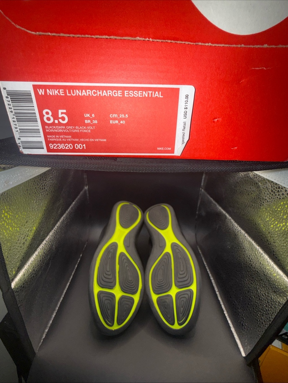 Size 8.5 - Nike Wmns LunarCharge Essential, 923620-001, Clean, W/ OG Box, Great - Picture 11 of 11